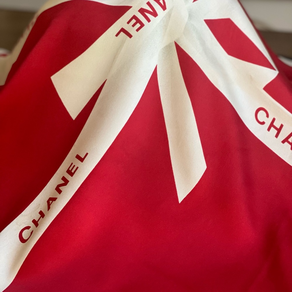 Auth Chanel Vintage Logo Silk Square Scarf Gift Red Ribbon 35 inch Authentic - Picture 7 of 15